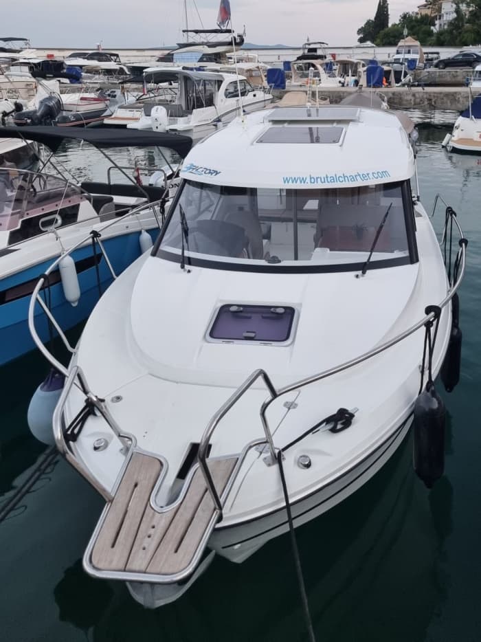 Navigation privée d'une journée complète à travers l'Istrie, Krk et Cres