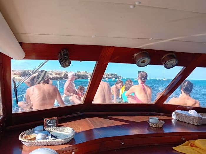 Un día para descubrir Marsala: pura relajación en el azul italiano.
