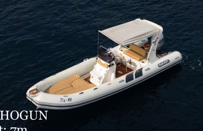 Ontdek de verborgen pareltjes van Vis: 8-uur durende grottentocht vanuit Hvar