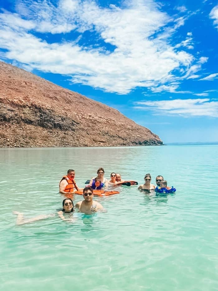 Ihr Tag in La Paz: Mieten Sie ein Motorboot für 8,5 Stunden voller Entdeckungen