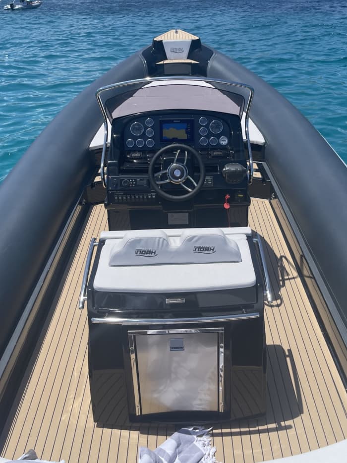 One day around Cefalù: Enjoy 9h of discovery on a motorboat