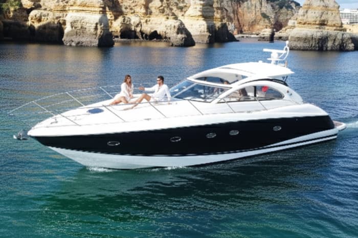 Die Algarve mit einer Luxusyacht erkunden – 7 Stunden Ausflug