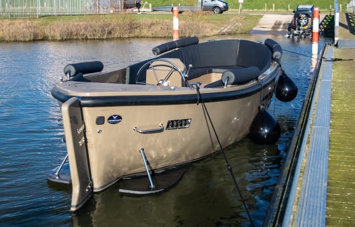 Luxury sloop in Utrecht