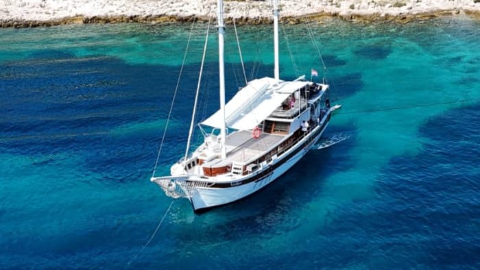 Private Sailing Experience from Marina Split or Podstrana to Brac Island