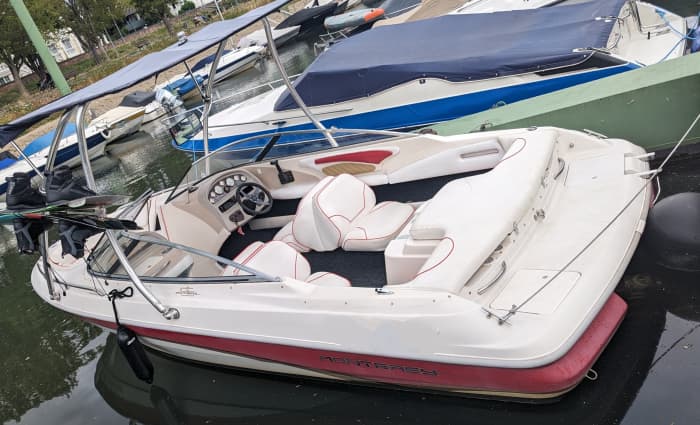 Your private motorboat for a day around Mainz