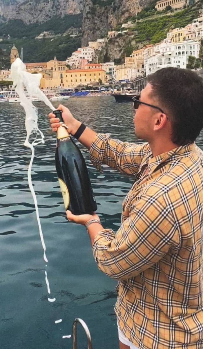 Privécruise van een hele dag langs de Amalfikust