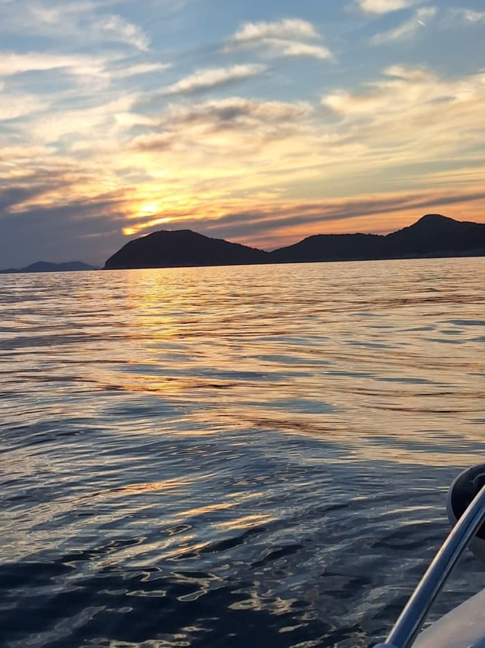 Discover Dubrovnik on a full-day trip on a motorboat