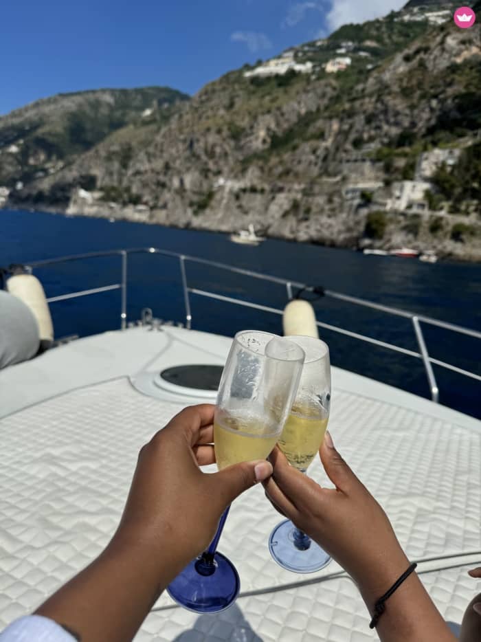 Entdecken Sie die Magie der Amalfiküste mit unserer exklusiven Bootstour