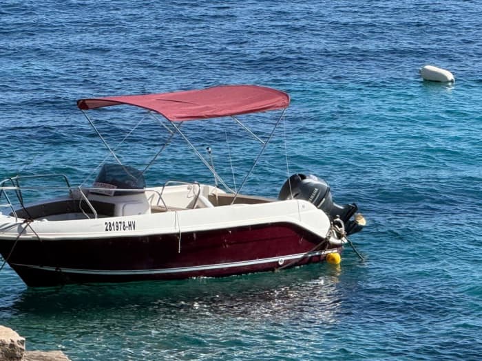 Avontuur in het zuiden van Hvar en op de Pakleni-eilanden (inclusief brandstof)