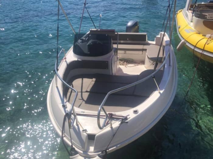 Avontuur in het zuiden van Hvar en op de Pakleni-eilanden (inclusief brandstof)