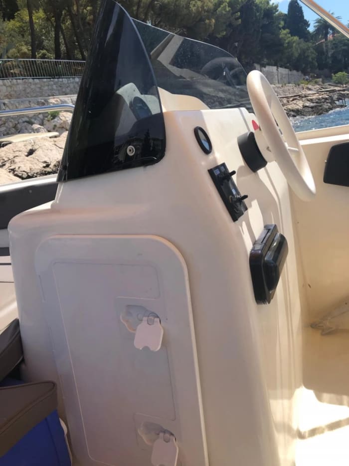 Avontuur in het zuiden van Hvar en op de Pakleni-eilanden (inclusief brandstof)