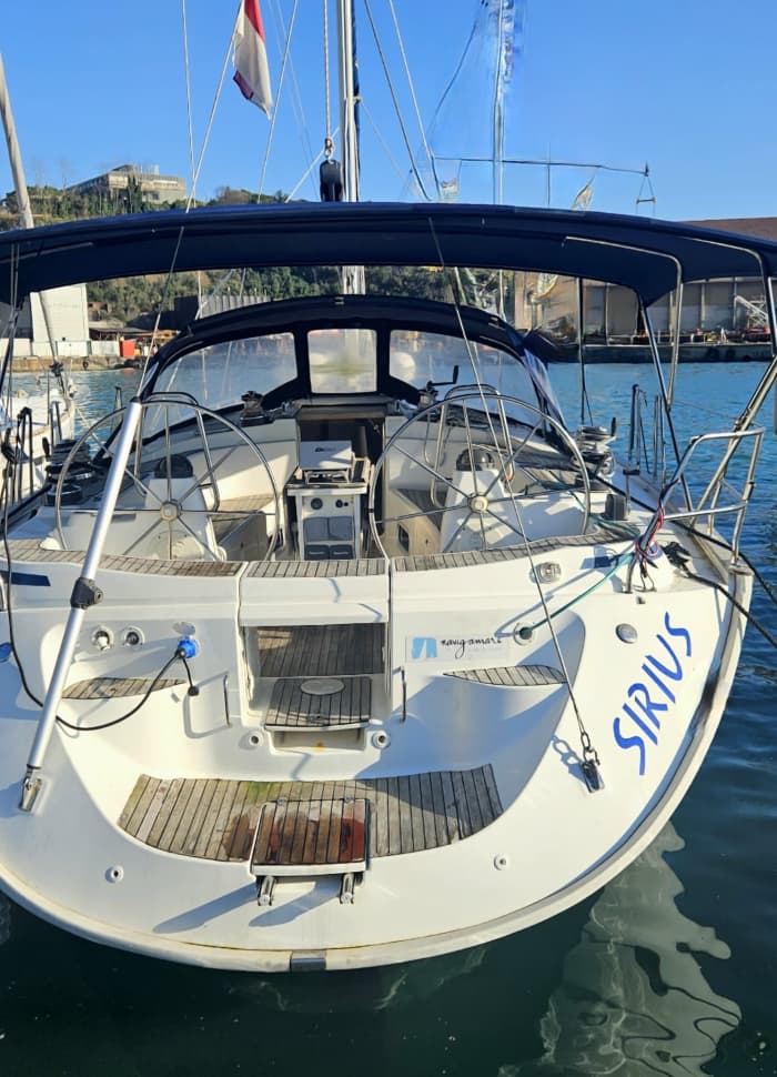 Einen Tag lang Lerici entdecken: Entspannung pur am italienischen Blau