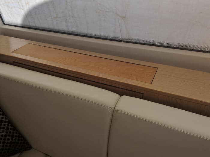 Utforska Murters gömda vikarna på en motoryacht