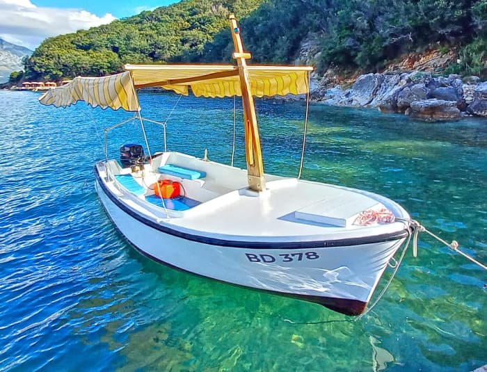 Excursión de medio día en Budva en lancha motora.