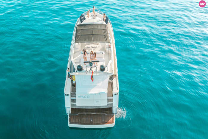 Escapada al mar en Marbella: medio día de sol, baño y lujo sin esfuerzo.