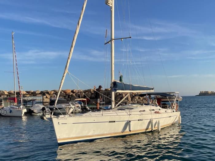 Discover Punta Umbría on a full-day sailing trip