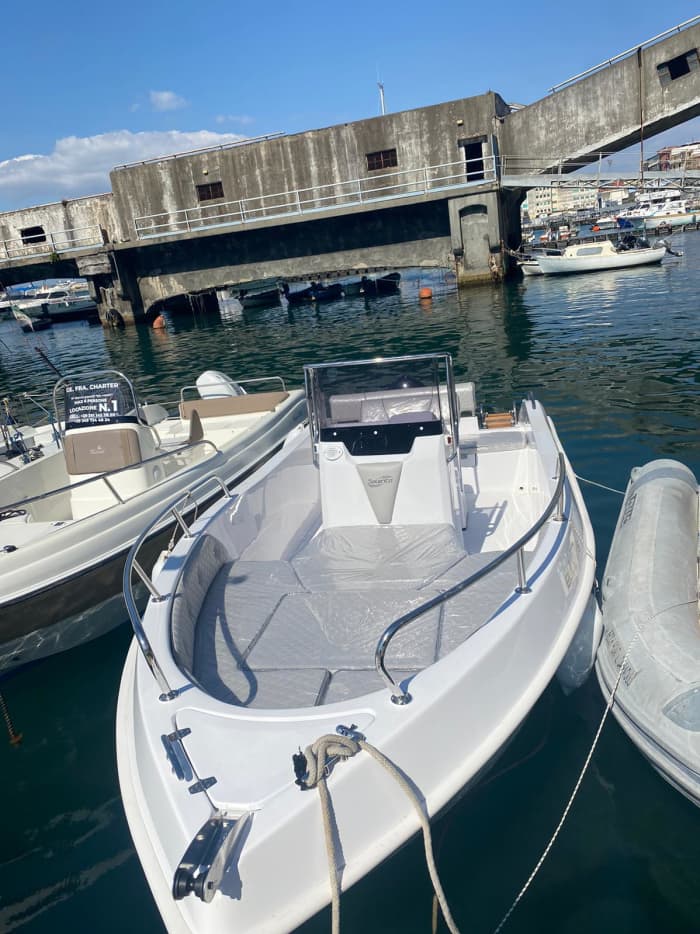 Blue Grotto, Faraglioni & Capri Coast Tour
