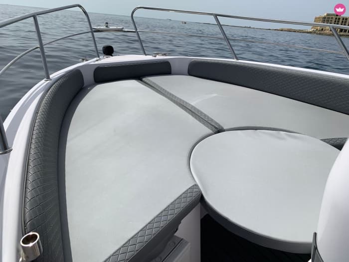 Malta by Sea: Full-Day Motorboat Adventure