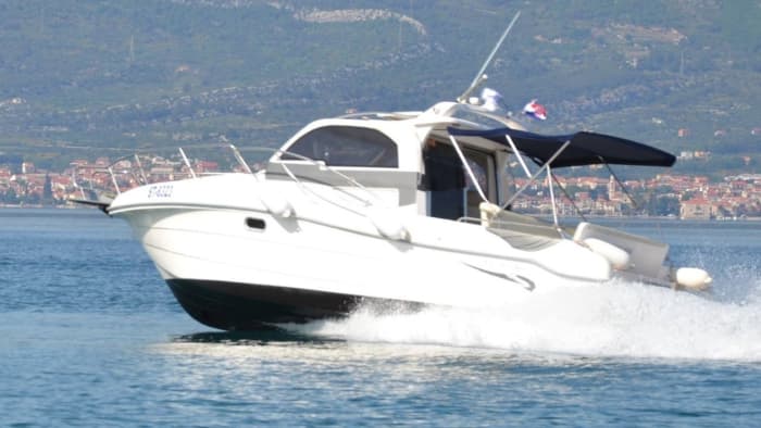 Your day in Split: Rent a motorboat for a full day of discovery