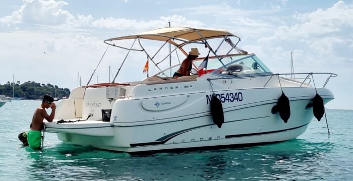 Votre journée à Cannes : louez un bateau à moteur pour 8h de découverte