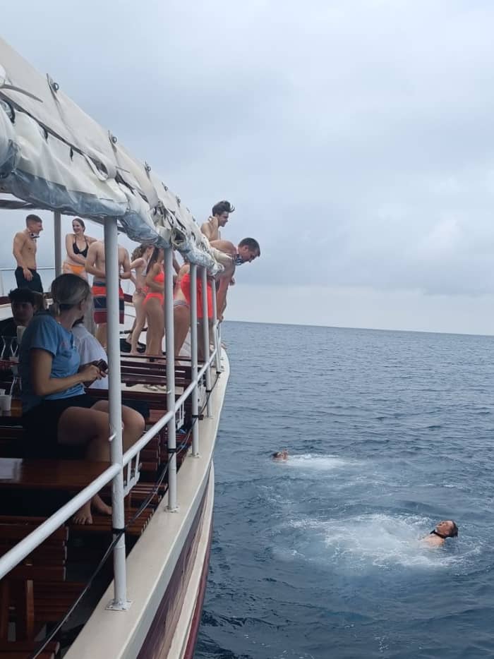 Privater Bootsausflug rund um Poreč mit einem Motorboot
