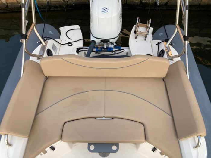 Costa Smeralda by dinghy: coves and crystal-clear sea
