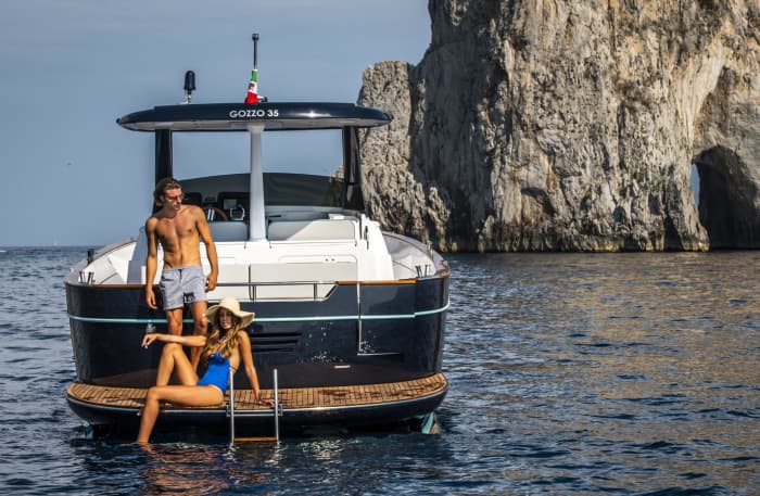 Enjoy 9 hours on a motorboat to explore Mahon