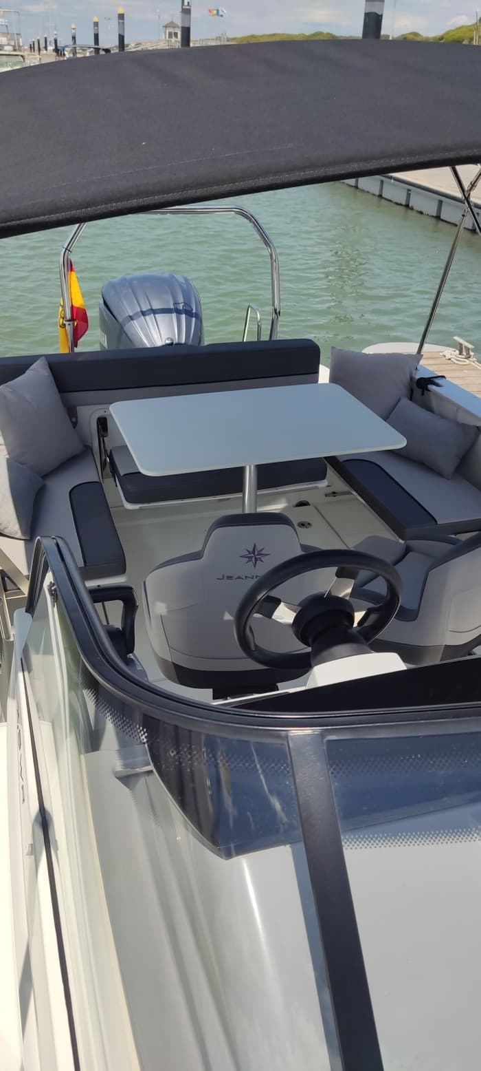 Genießen Sie eine 9-stündige Motorbootfahrt zur Erkundung von El Rompido.