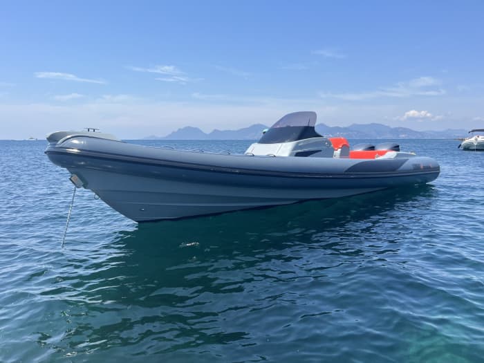 Enjoy 7h30 on a motorboat in Golfe Juan