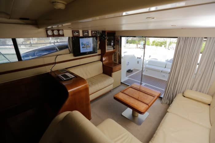 Half-day luxury on a motor yacht