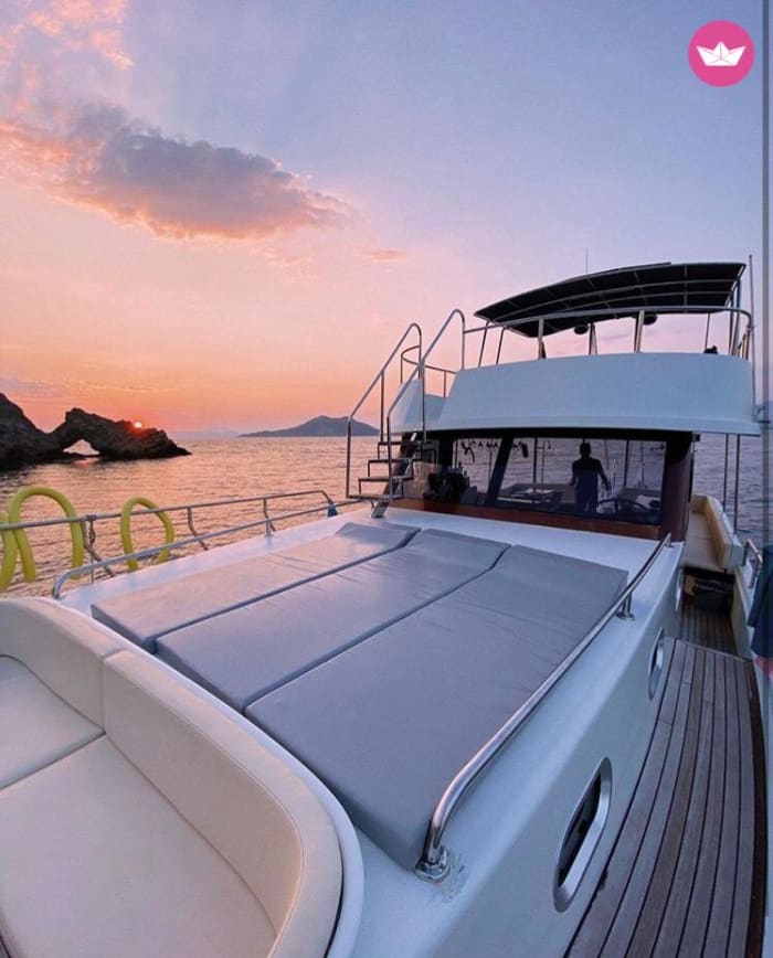 Crystal Waters & Coastal Wonders: A Kas Bay Cruise
