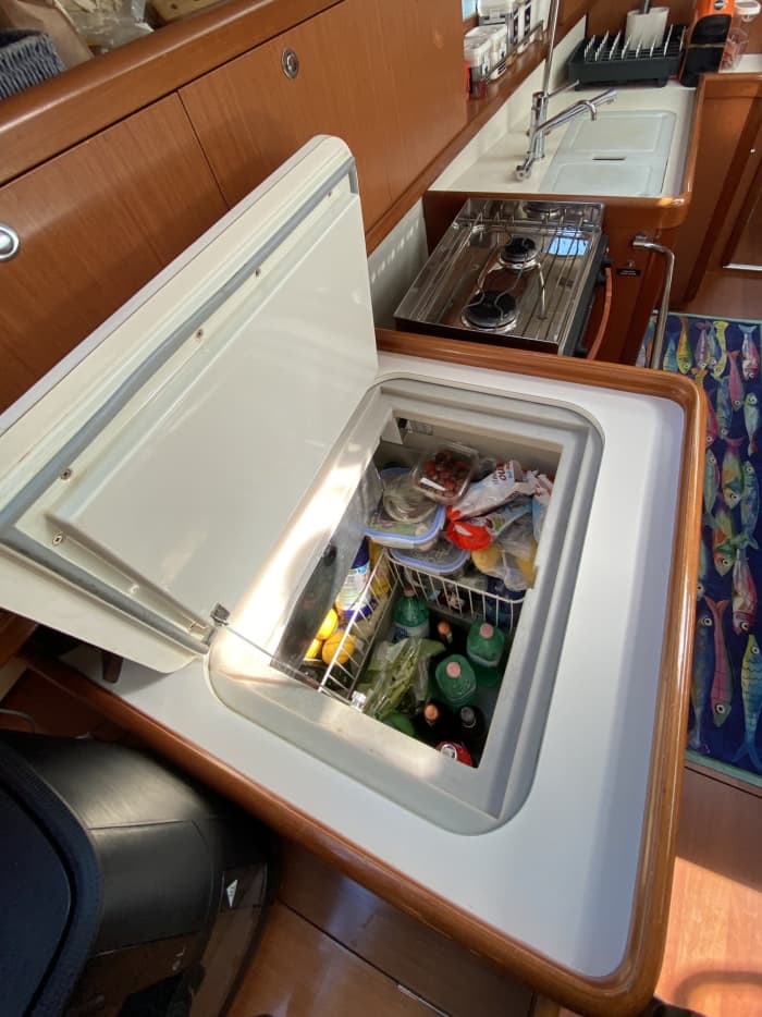 Heldags seglingsupplevelse på en segelbåt i Salerno