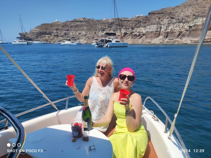 CALYPSO 5m | Location de bateau sans permis à Santorin | Aventure de 5h et à la journée