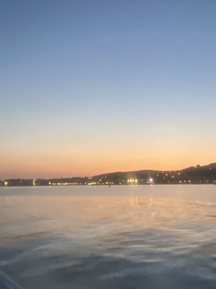 Votre journée à Bandol : Louez un bateau à moteur pour 9h de découverte