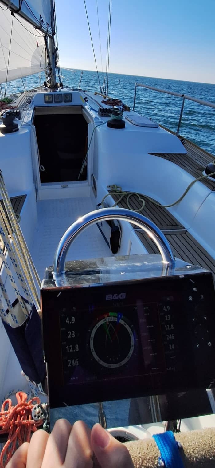 The rhythm of San Felice Circeo: Unforgettable moments on a sailboat