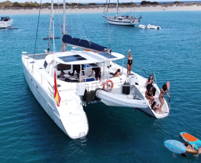 Location de catamaran du port de la Savina à Espalmador et Cala Saona