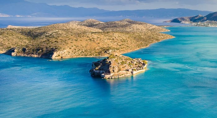 Croisière privée en yacht à moteur de 15 mètres — Port d'Elounda à Spinalonga et baie de Mirabello (3 à 6 heures)