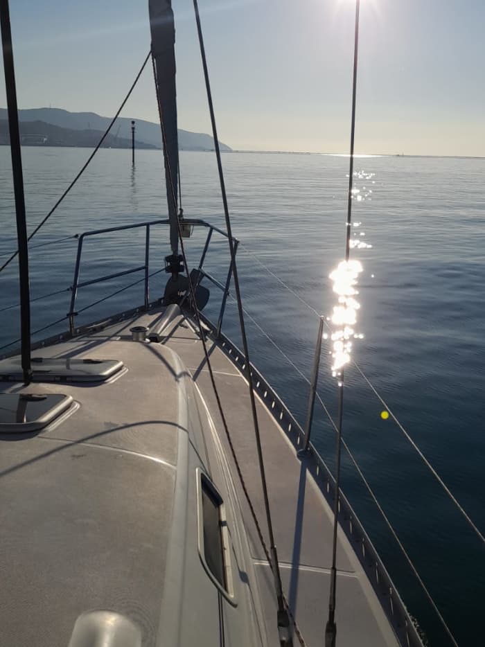 Rejs o zachodzie słońca w kierunku Portovenere