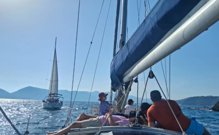 Rejs o zachodzie słońca w kierunku Portovenere