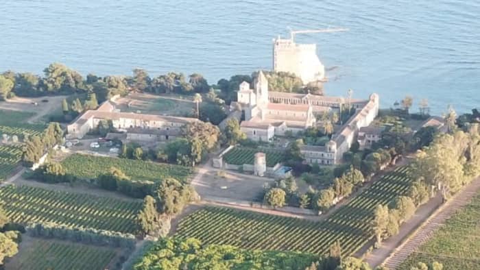 EXIT TO THE LÉRINS ISLANDS