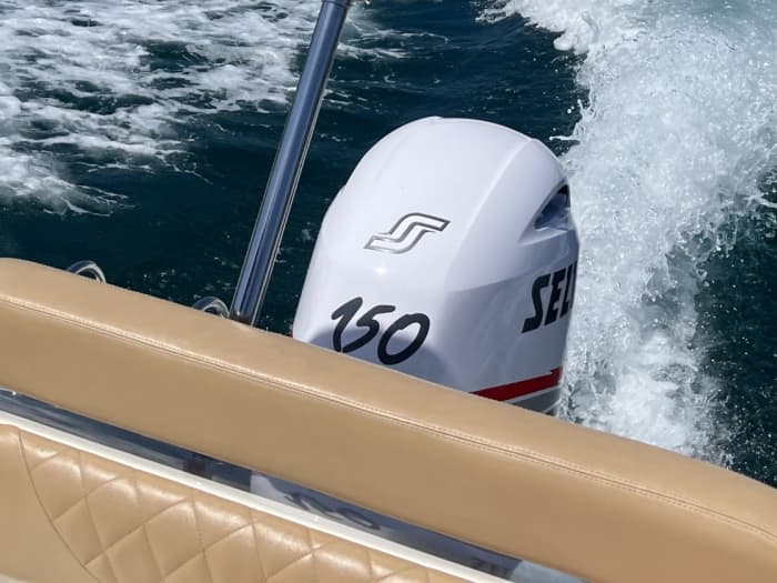 Halbtägige Entdeckungstour durch Neapel: Ihr Kurztrip mit dem Motorboot