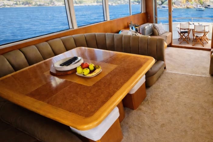 Premium-Yacht-Erlebnis entlang der Amalfiküste