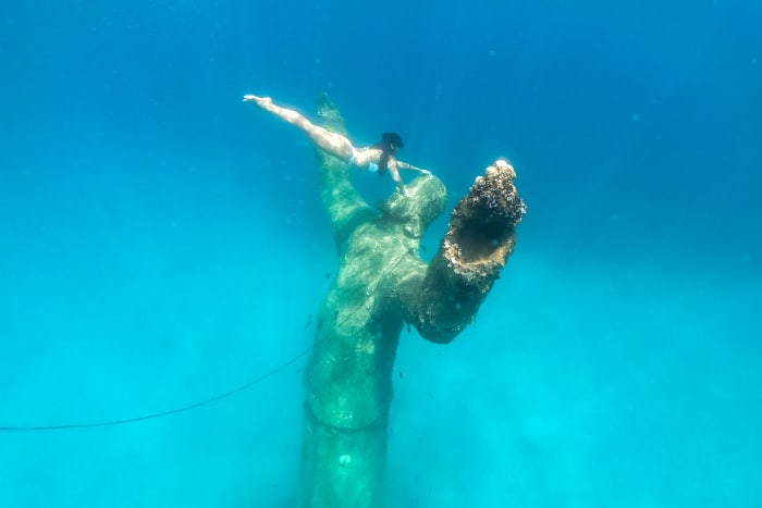 Ontdek het onderwatermuseum en de magische blauwe lagune – een uniek zeeavontuur!
