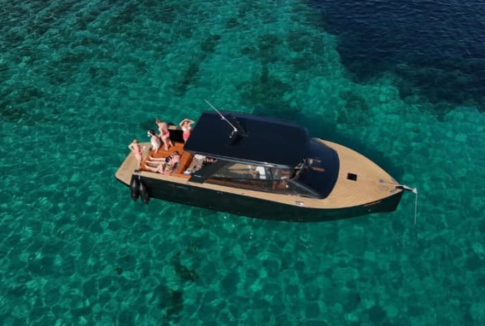 Full day private boat tour: Hvar & Pakleni Islands