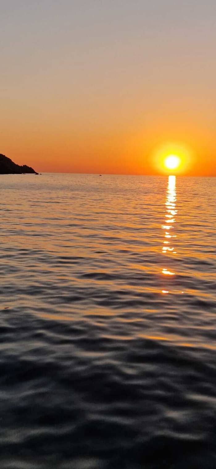 The rhythm of Hyères: Unforgettable moments on a sailboat