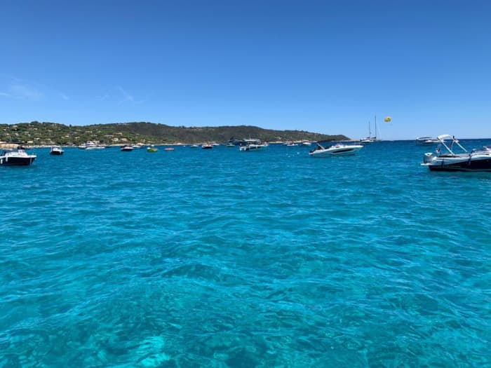 Passeio de barco privado por Cavalaire-sur-Mer em uma lancha