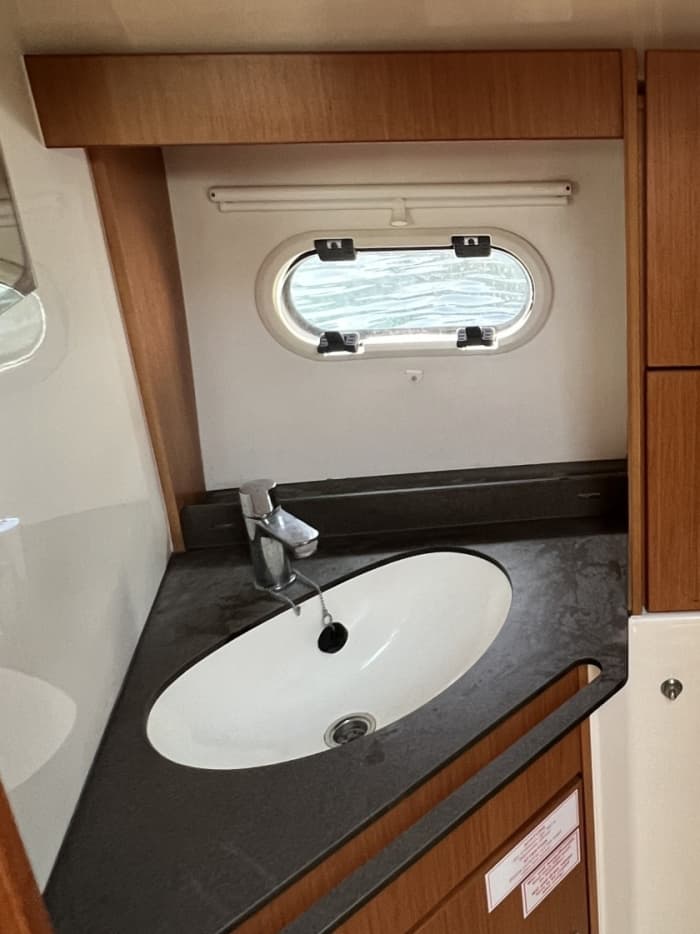 Commencez vos vacances par 4 heures de plaisir sur un bateau à moteur