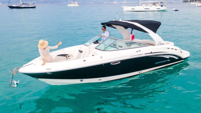Soak up the sun on a 9-hour boat trip to Mandelieu-La Napoule