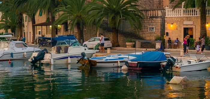 PROVATE LUX TOUR Blue Cave & Vis Island