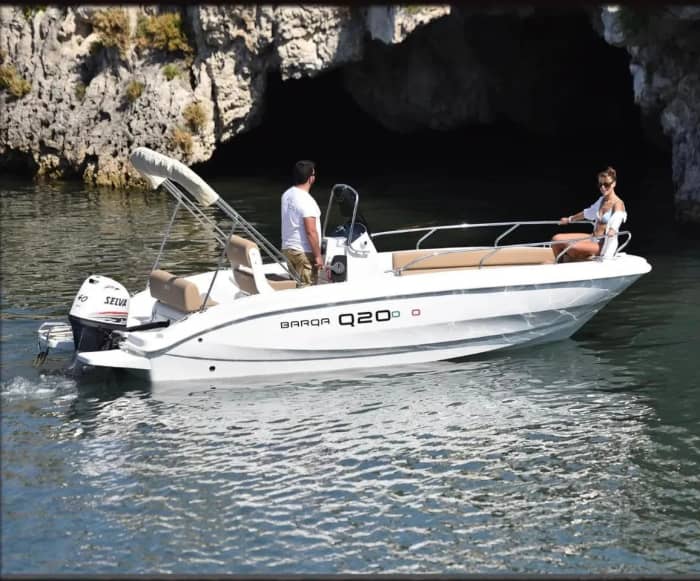 Capri Boat Experience: ontdek het eiland in 3 uur